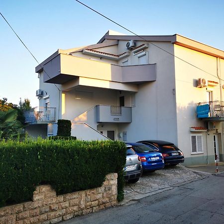 Artneo Apartmani Novalja Extérieur photo